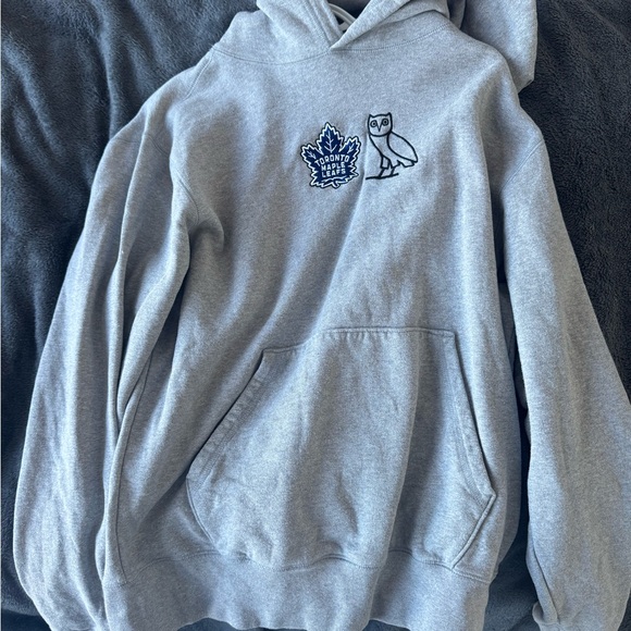 ❌SOLD❌ OVO x Toronto Maple Leafs Hoodie - Picture 4 of 4
